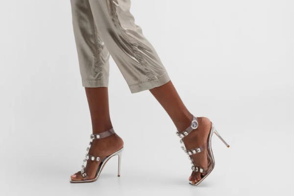 Elegantne sandale – 20 skupih dizajnerskih modela